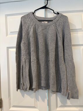 LOFT Light Gray Crewneck Sweater with Eyelet Raglan Detail